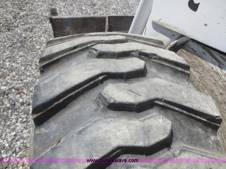 image for item F6899 1980 Bobcat 825 skid steer