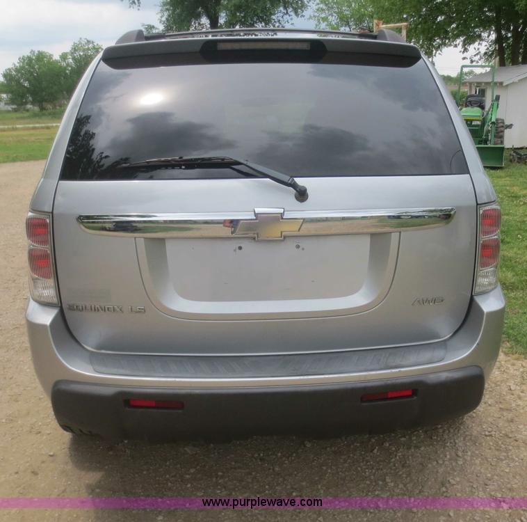 image for item F6986 2005 Chevrolet Equinox LS SUV