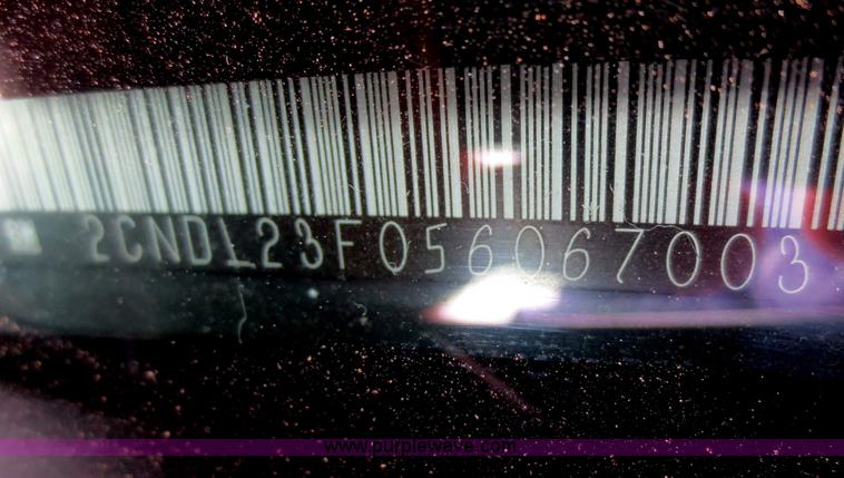 image for item F6986 2005 Chevrolet Equinox LS SUV