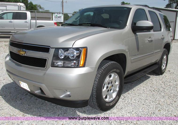 image for item F7391 2009 Chevrolet Tahoe LT SUV