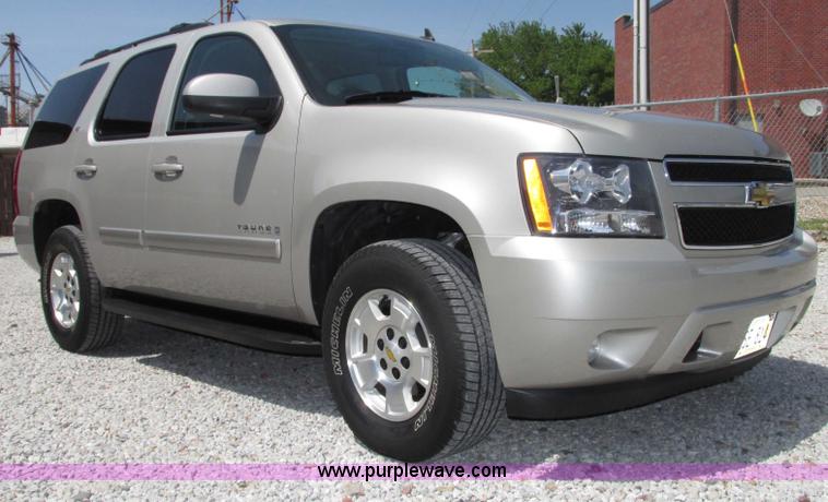 image for item F7391 2009 Chevrolet Tahoe LT SUV