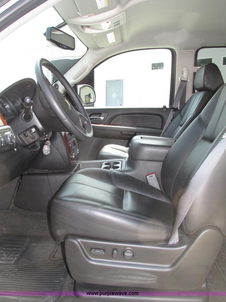 image for item F7391 2009 Chevrolet Tahoe LT SUV