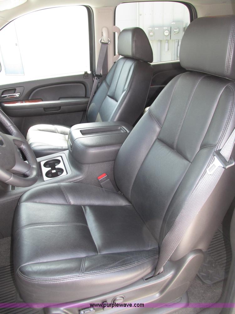 image for item F7391 2009 Chevrolet Tahoe LT SUV