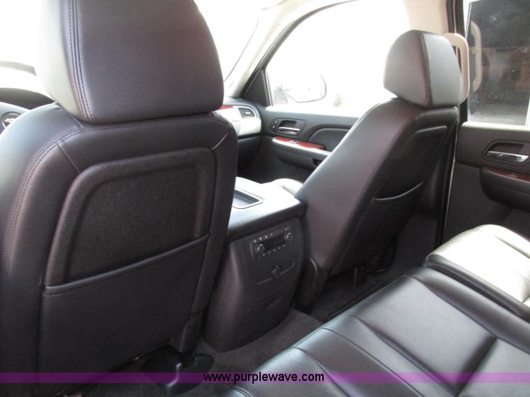 image for item F7391 2009 Chevrolet Tahoe LT SUV