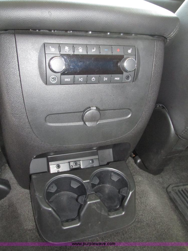 image for item F7391 2009 Chevrolet Tahoe LT SUV