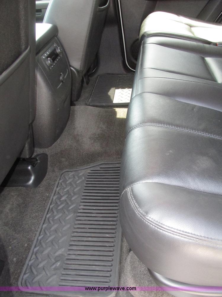 image for item F7391 2009 Chevrolet Tahoe LT SUV