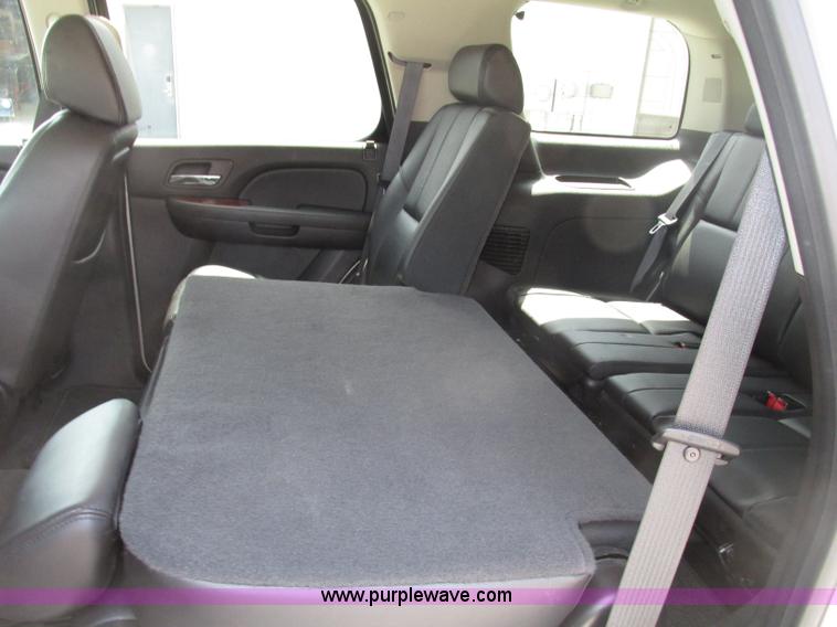 image for item F7391 2009 Chevrolet Tahoe LT SUV