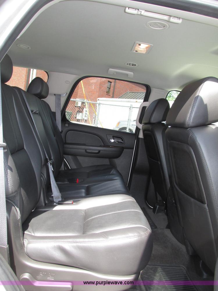 image for item F7391 2009 Chevrolet Tahoe LT SUV