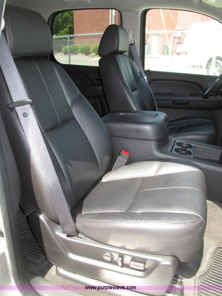 image for item F7391 2009 Chevrolet Tahoe LT SUV