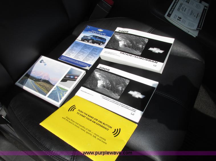 image for item F7391 2009 Chevrolet Tahoe LT SUV