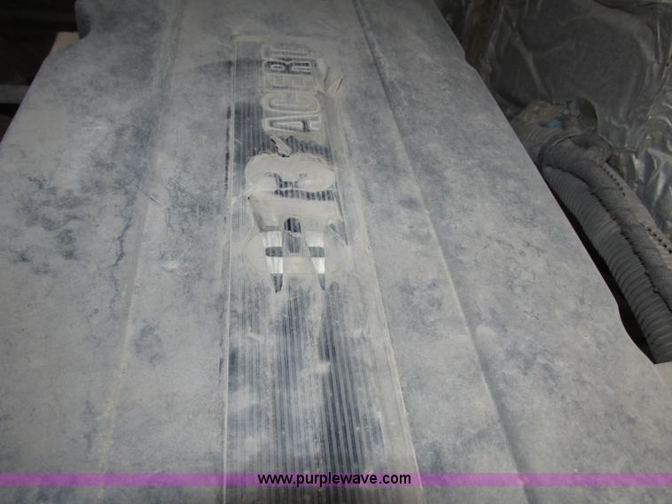 image for item F7398 2006 International TranStar 8600 semi truck