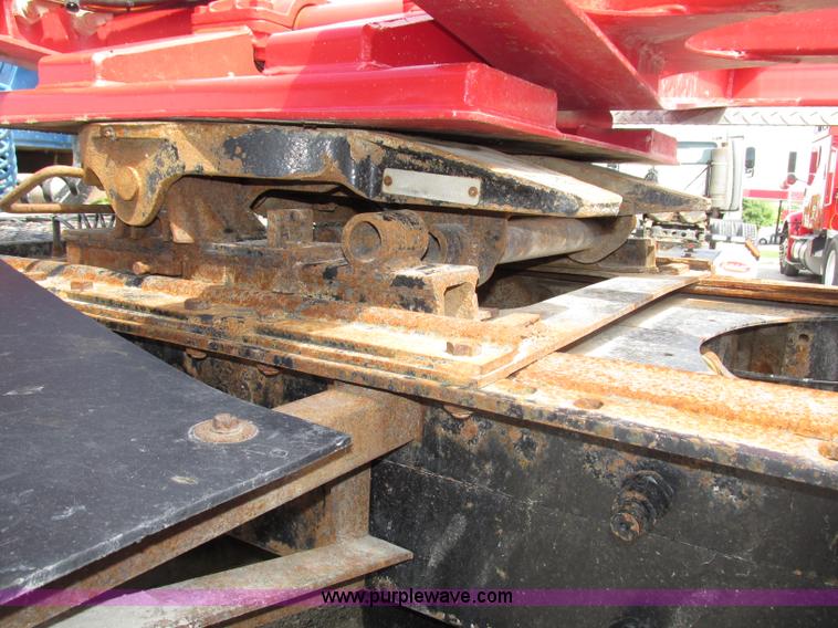 image for item F7400 1995 Mack CH613 semi truck