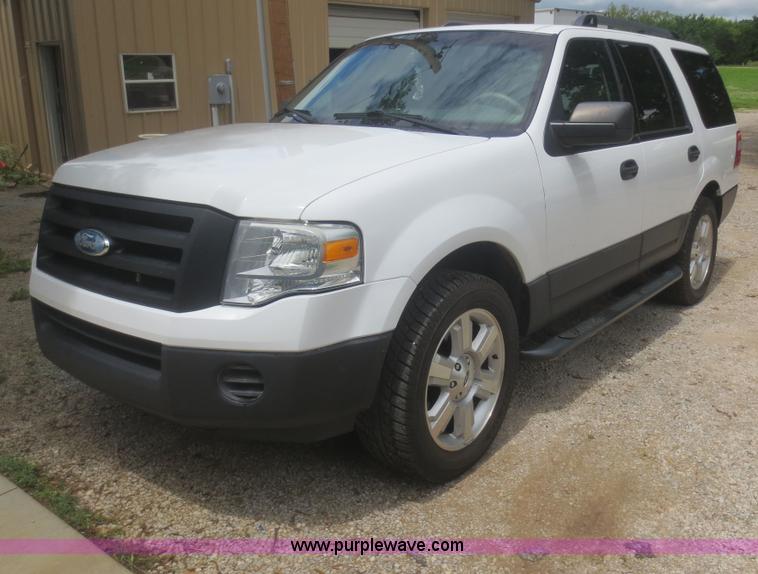 image for item F8289 2007 Ford Expedition SUV