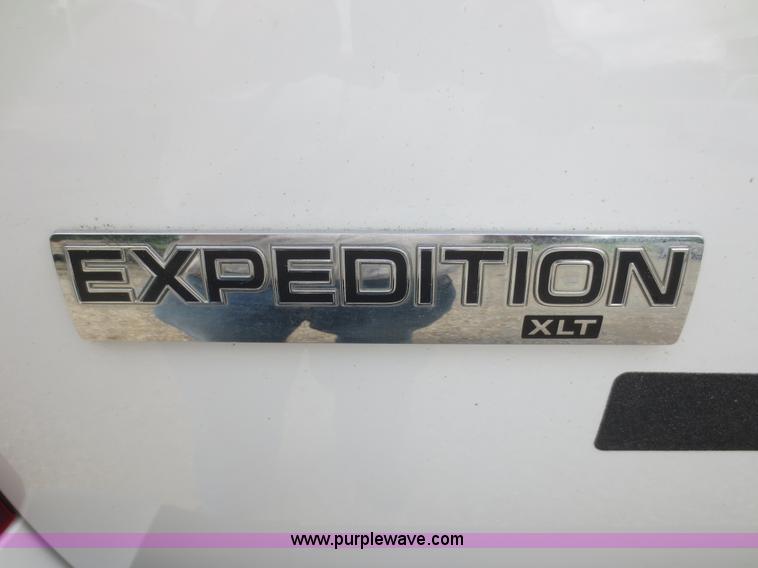 image for item F8289 2007 Ford Expedition SUV