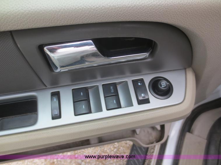 image for item F8289 2007 Ford Expedition SUV