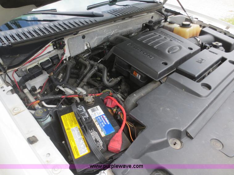 image for item F8289 2007 Ford Expedition SUV