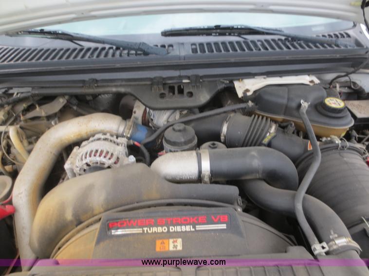 image for item G3083 2005 Ford F550 Super Duty XL truck cab and chassis