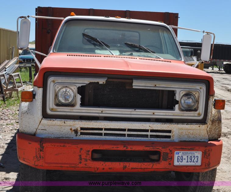 image for item G6488 1974 Chevrolet C65 Custom Deluxe grain truck