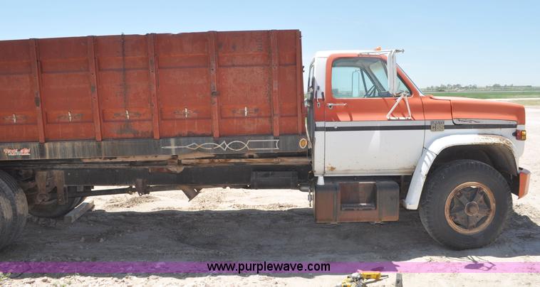 image for item G6488 1974 Chevrolet C65 Custom Deluxe grain truck