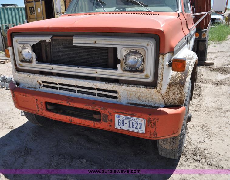 image for item G6488 1974 Chevrolet C65 Custom Deluxe grain truck