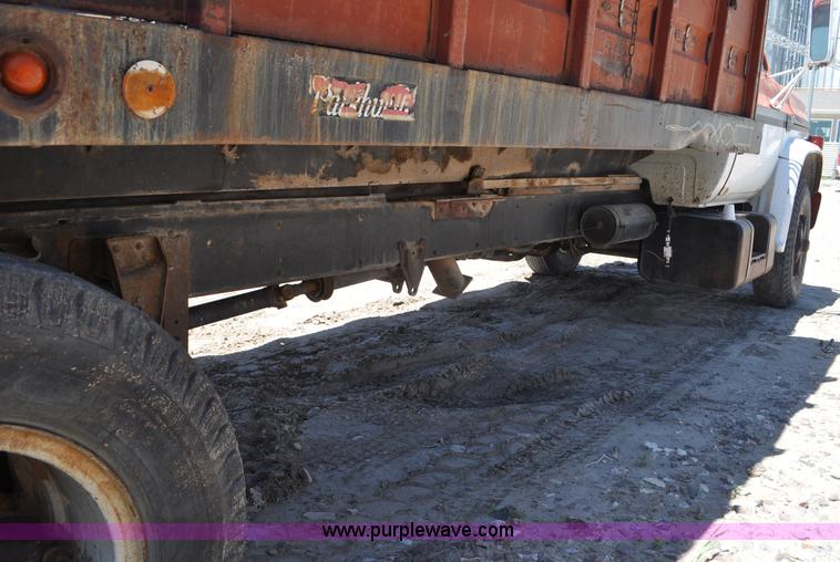 image for item G6488 1974 Chevrolet C65 Custom Deluxe grain truck