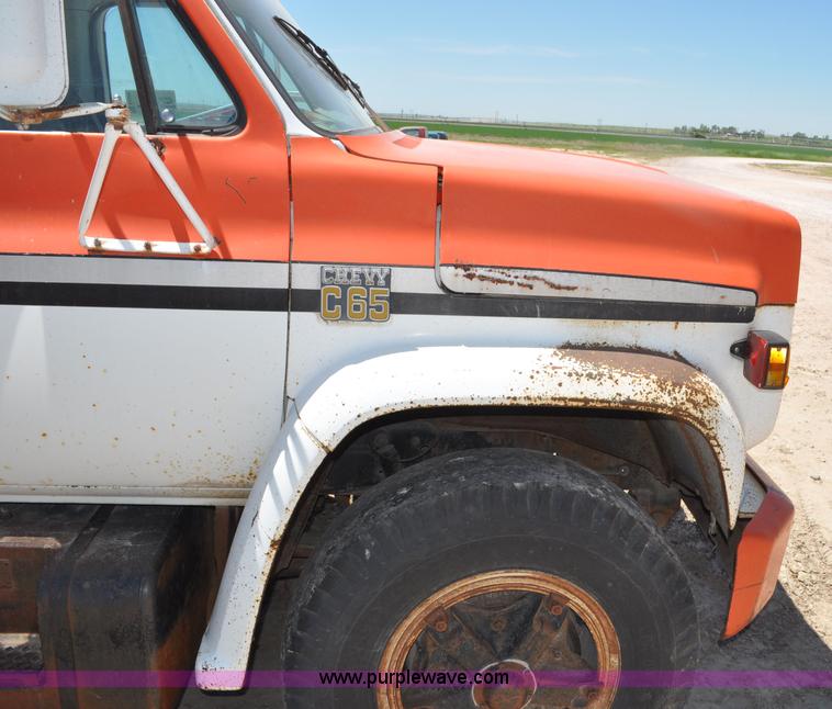 image for item G6488 1974 Chevrolet C65 Custom Deluxe grain truck