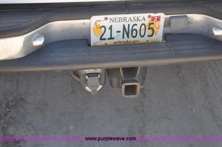 image for item G6489 2001 GMC Yukon SLE SUV