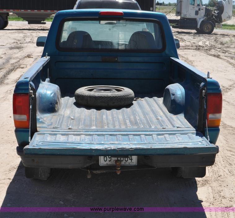 image for item G6491 1994 Ford Ranger XL pickup truck
