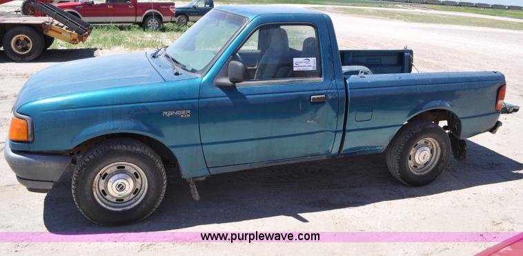 image for item G6491 1994 Ford Ranger XL pickup truck