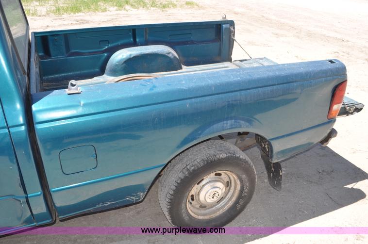 image for item G6491 1994 Ford Ranger XL pickup truck