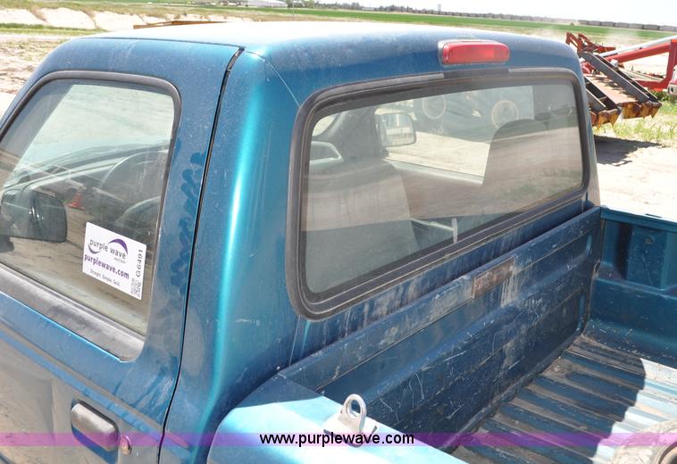 image for item G6491 1994 Ford Ranger XL pickup truck