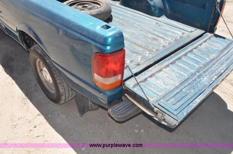 image for item G6491 1994 Ford Ranger XL pickup truck