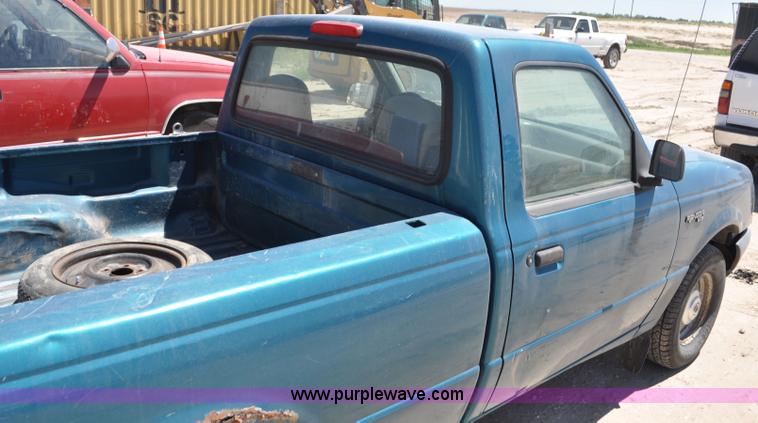 image for item G6491 1994 Ford Ranger XL pickup truck