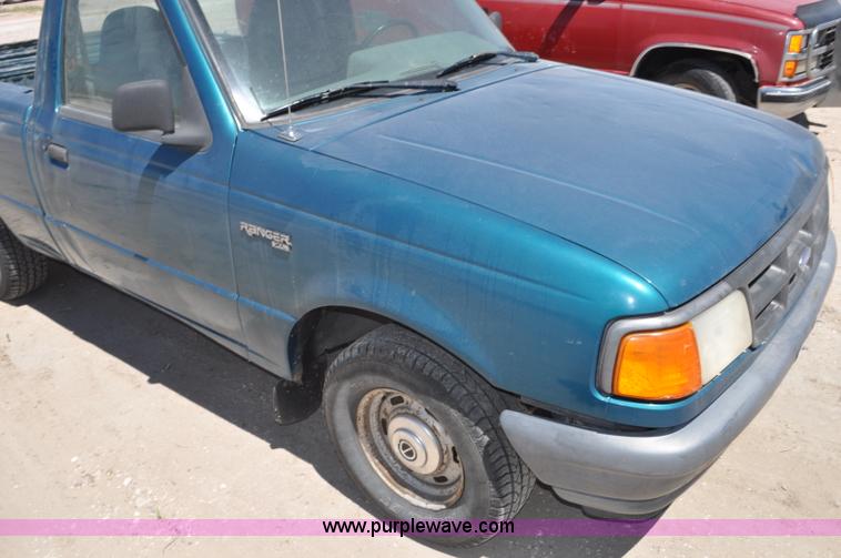image for item G6491 1994 Ford Ranger XL pickup truck