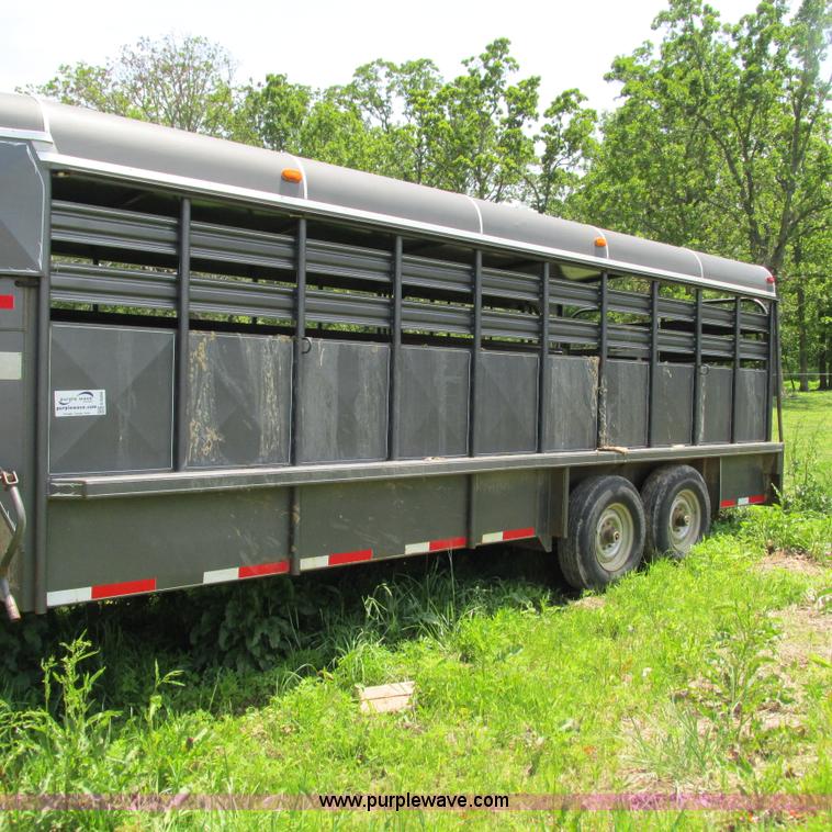 image for item G9299 2001 Coose gooseneck livestock trailer