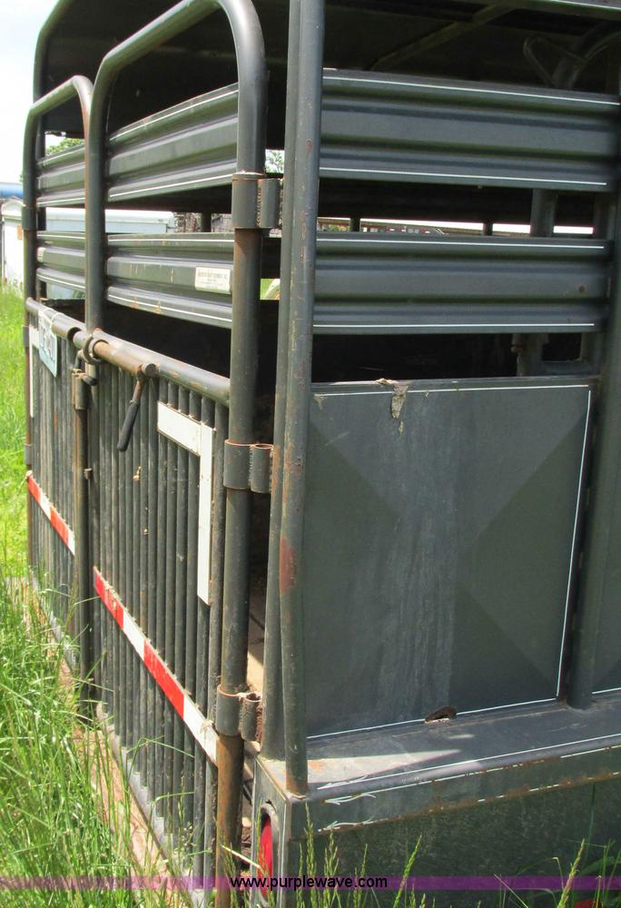 image for item G9299 2001 Coose gooseneck livestock trailer