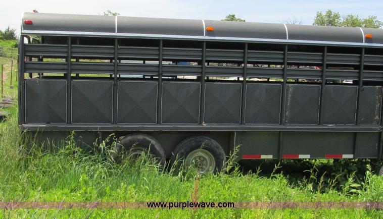image for item G9299 2001 Coose gooseneck livestock trailer