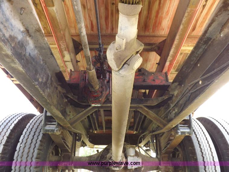 image for item H1861 1968 Dodge D500 grain truck