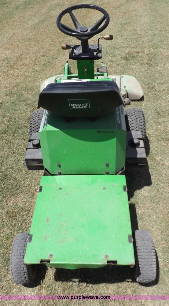 image for item H1863 Deutz Allis lawn mower