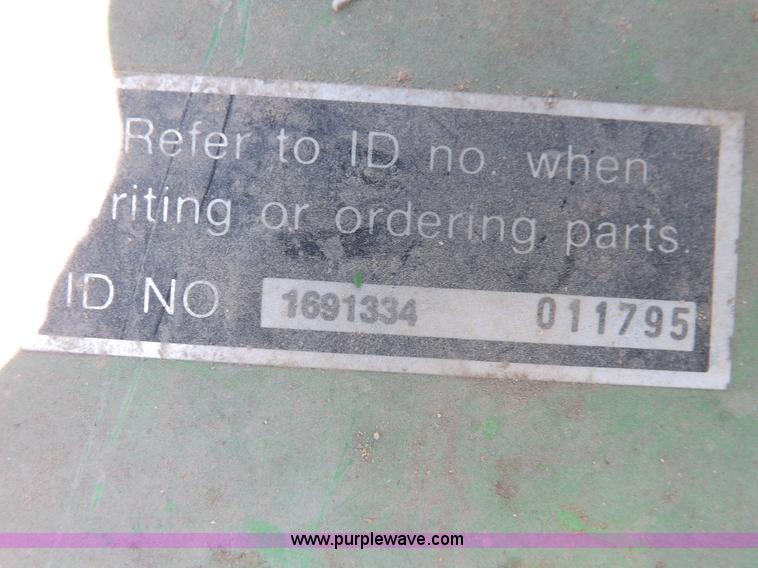 image for item H1863 Deutz Allis lawn mower