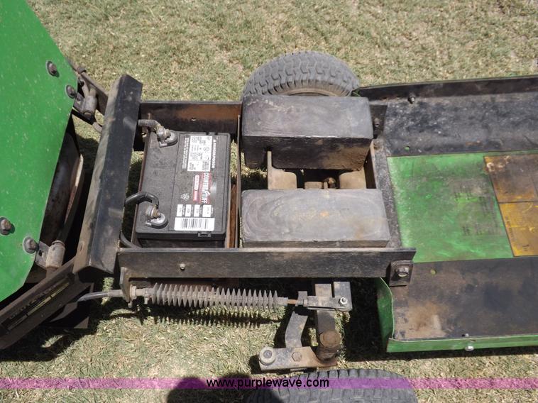 image for item H1863 Deutz Allis lawn mower