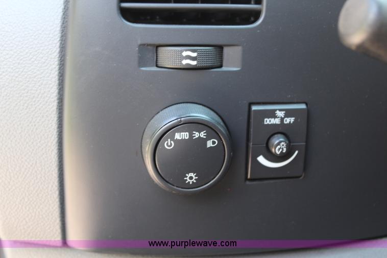 image for item H2503 2008 Chevrolet Silverado 2500HD Ext. Cab pickup truck