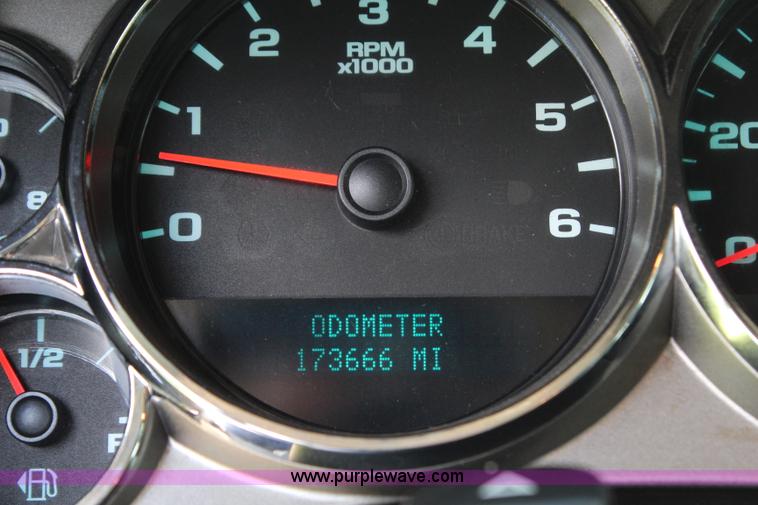 image for item H2503 2008 Chevrolet Silverado 2500HD Ext. Cab pickup truck