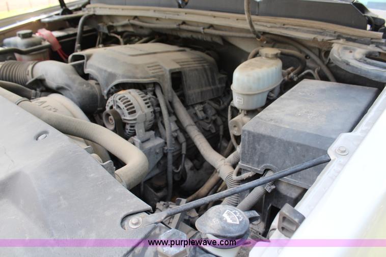 image for item H2503 2008 Chevrolet Silverado 2500HD Ext. Cab pickup truck