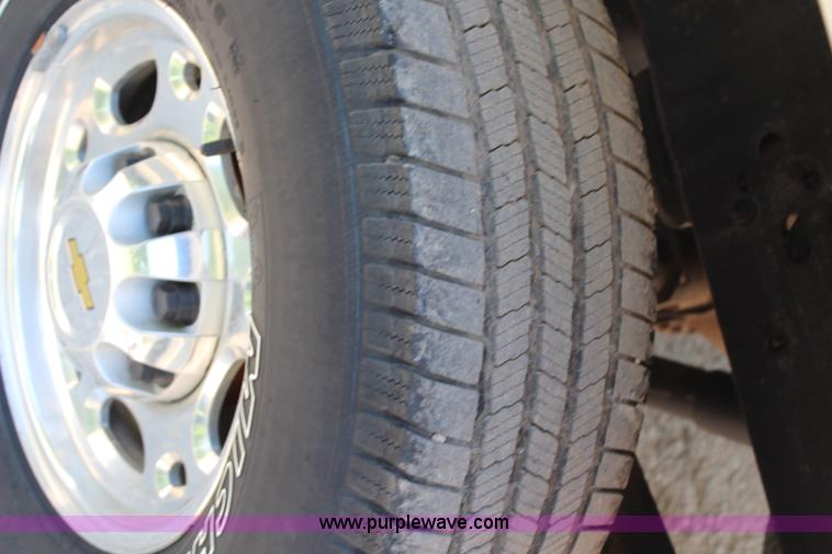 image for item H2503 2008 Chevrolet Silverado 2500HD Ext. Cab pickup truck