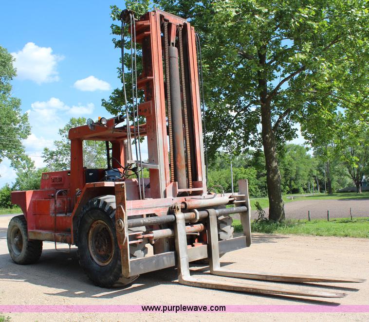 image for item H2510 Taylor Y-22-BW0 forklift