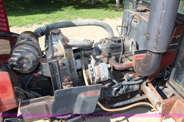 image for item H2513 1980 Case IH 255 MFWD tractor