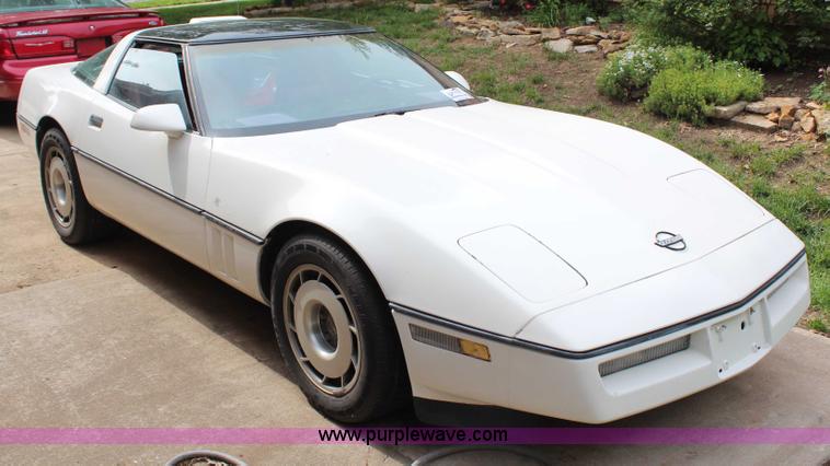 image for item H2693 1986 Chevrolet Corvette