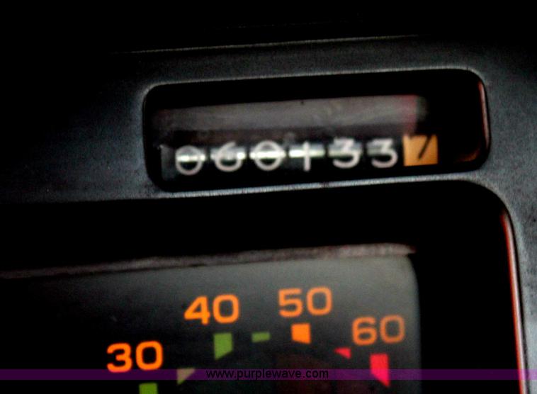 image for item H2693 1986 Chevrolet Corvette