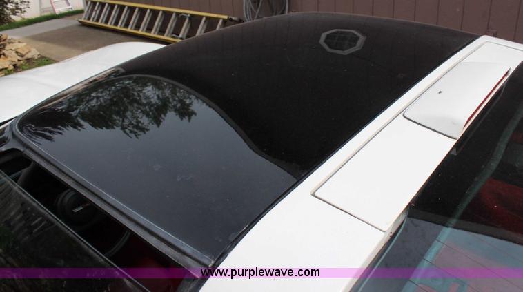 image for item H2693 1986 Chevrolet Corvette